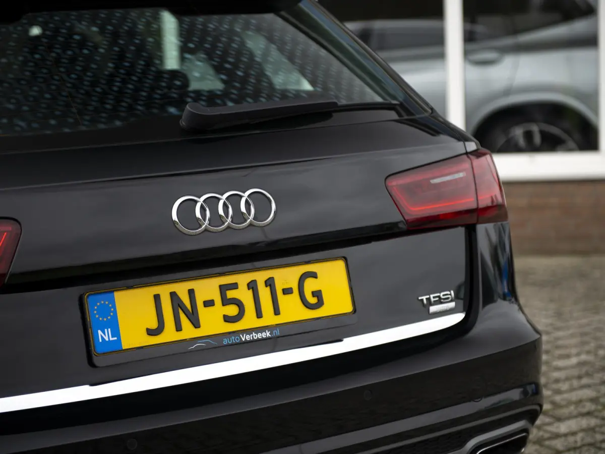 1.8TFSi S-Line Adrenalin Sport | Navi | El.achterklep | S-line Int./Ext. | 18" LMV |