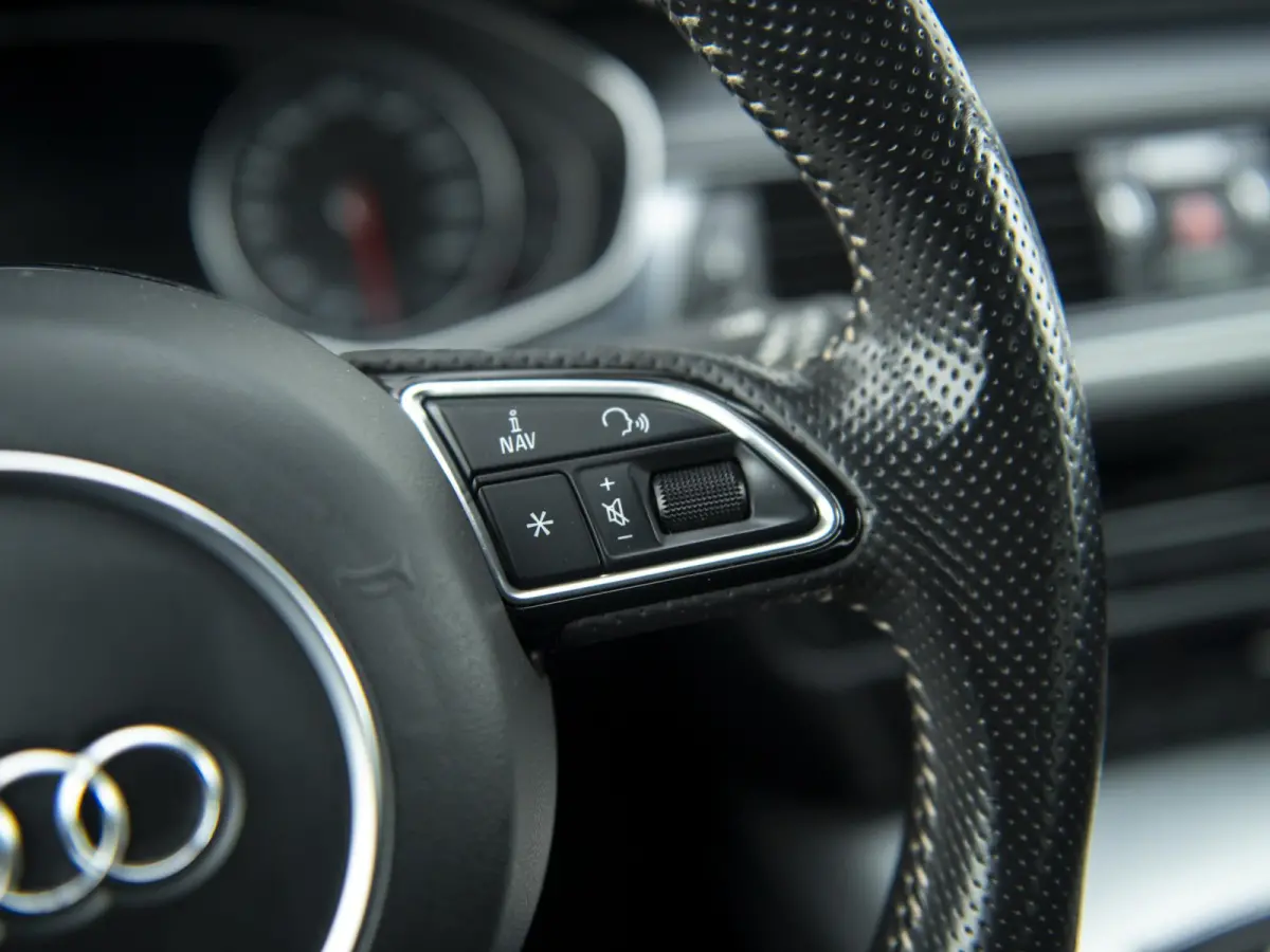 1.8TFSi S-Line Adrenalin Sport | Navi | El.achterklep | S-line Int./Ext. | 18" LMV |