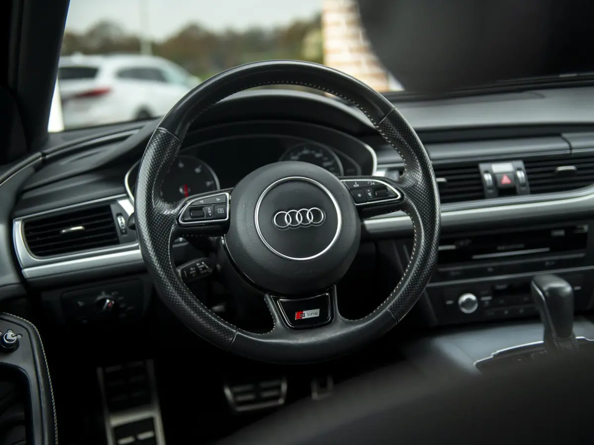 1.8TFSi S-Line Adrenalin Sport | Navi | El.achterklep | S-line Int./Ext. | 18" LMV |