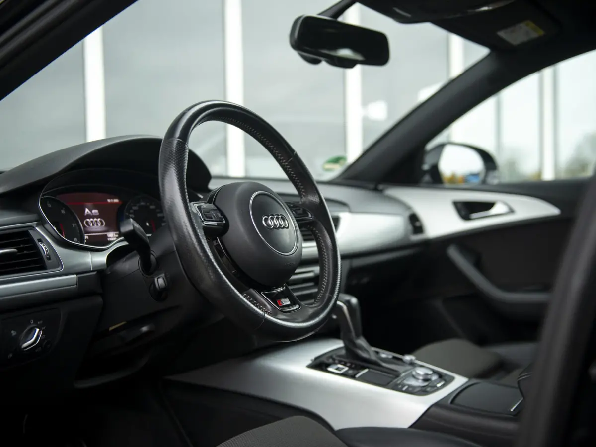 1.8TFSi S-Line Adrenalin Sport | Navi | El.achterklep | S-line Int./Ext. | 18" LMV |