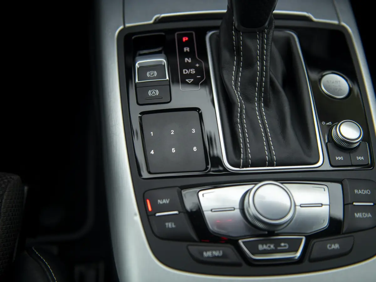 1.8TFSi S-Line Adrenalin Sport | Navi | El.achterklep | S-line Int./Ext. | 18" LMV |