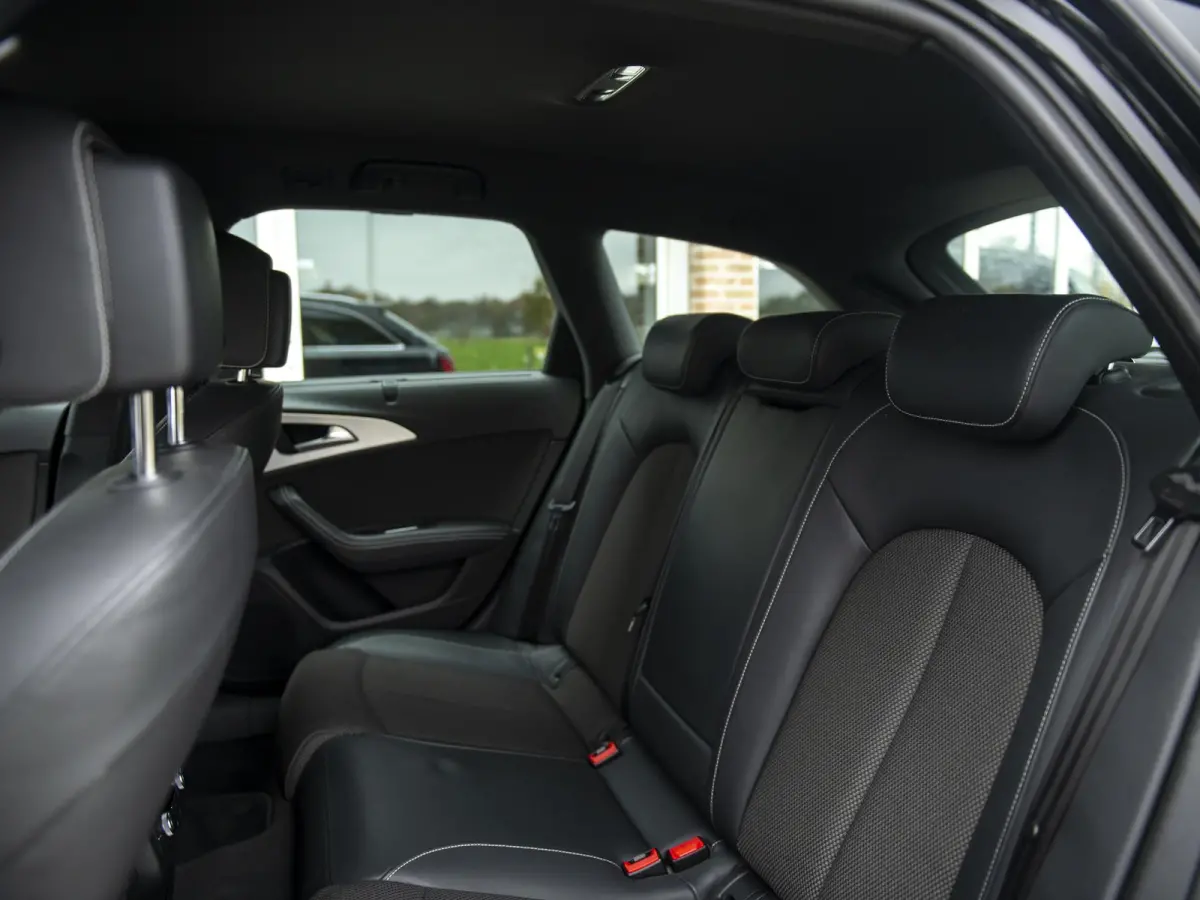 1.8TFSi S-Line Adrenalin Sport | Navi | El.achterklep | S-line Int./Ext. | 18" LMV |