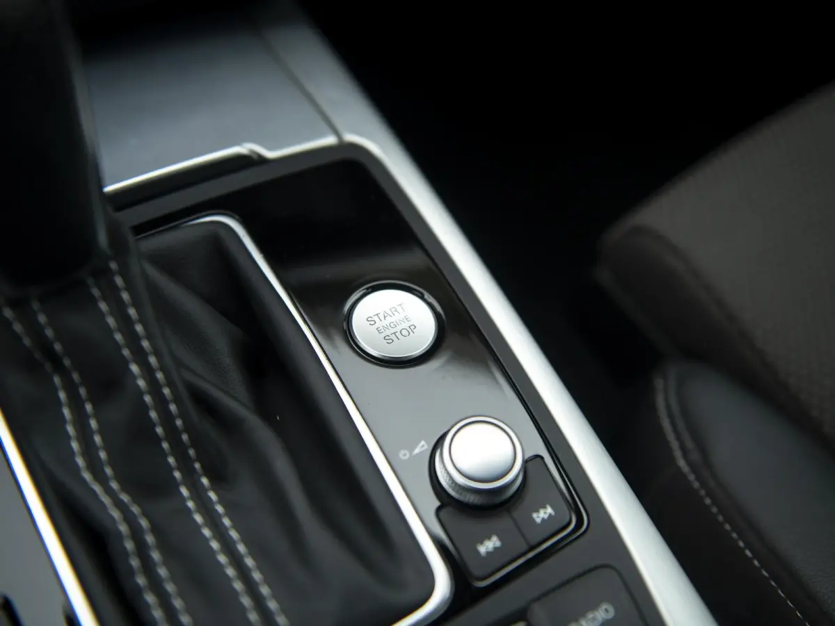 1.8TFSi S-Line Adrenalin Sport | Navi | El.achterklep | S-line Int./Ext. | 18" LMV |