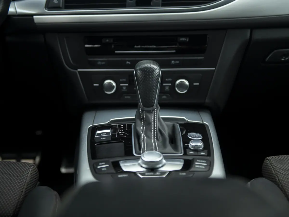 1.8TFSi S-Line Adrenalin Sport | Navi | El.achterklep | S-line Int./Ext. | 18" LMV |