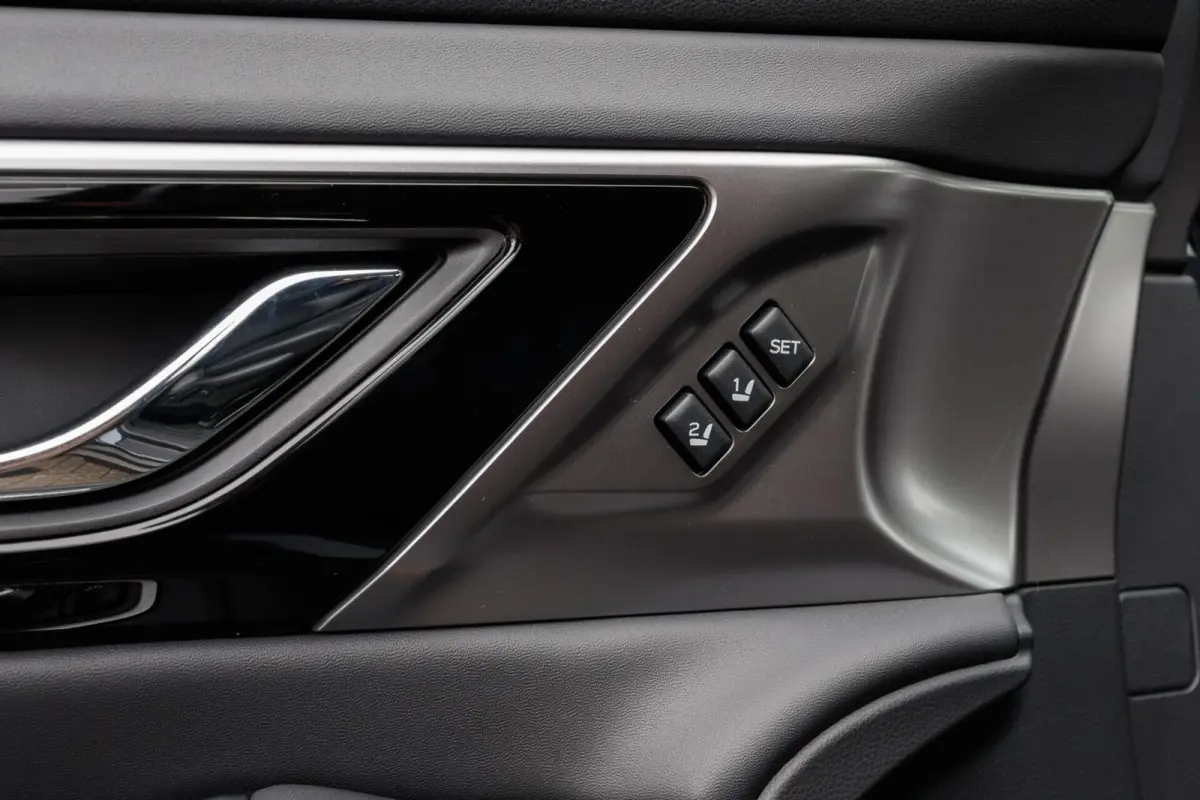 2.5i CVT Premium | Eyesight | Trekhaak | Navigatie |