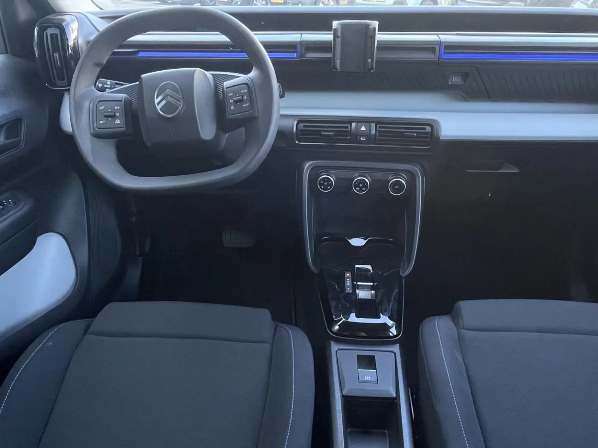 You 113pk 44 kWh - PARKEERSENSOREN - BLUETOOTH - CRUISE CONTROL - VOORRAAD