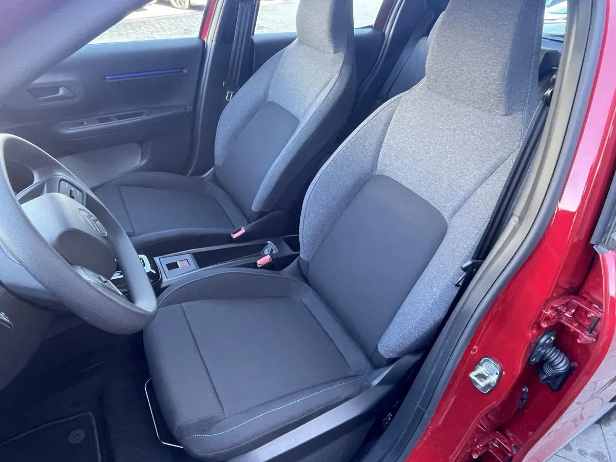 You 113pk 44 kWh - PARKEERSENSOREN - BLUETOOTH - CRUISE CONTROL - VOORRAAD