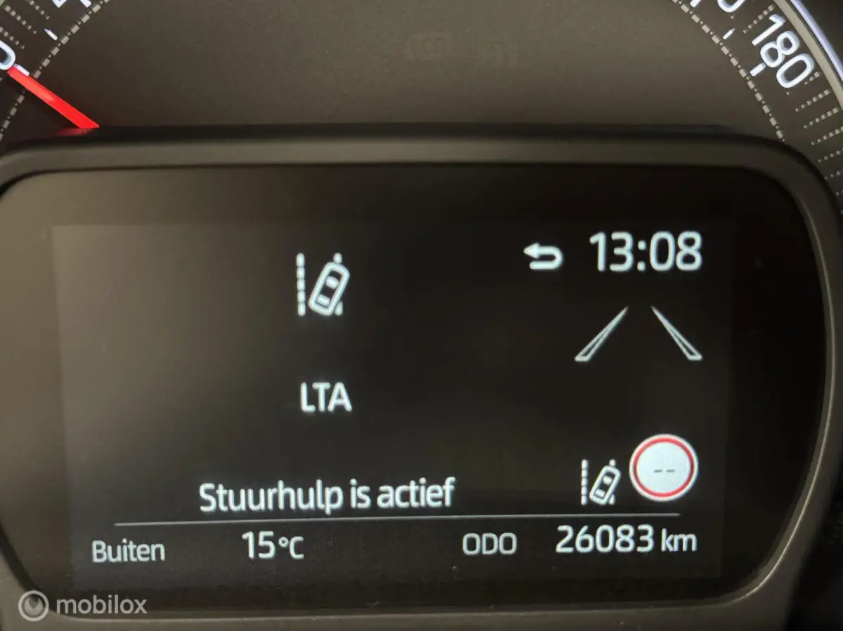 1.0 VVT-i MT Play Cabrio | Line Assist| Climate & Cruise Control | NAV.