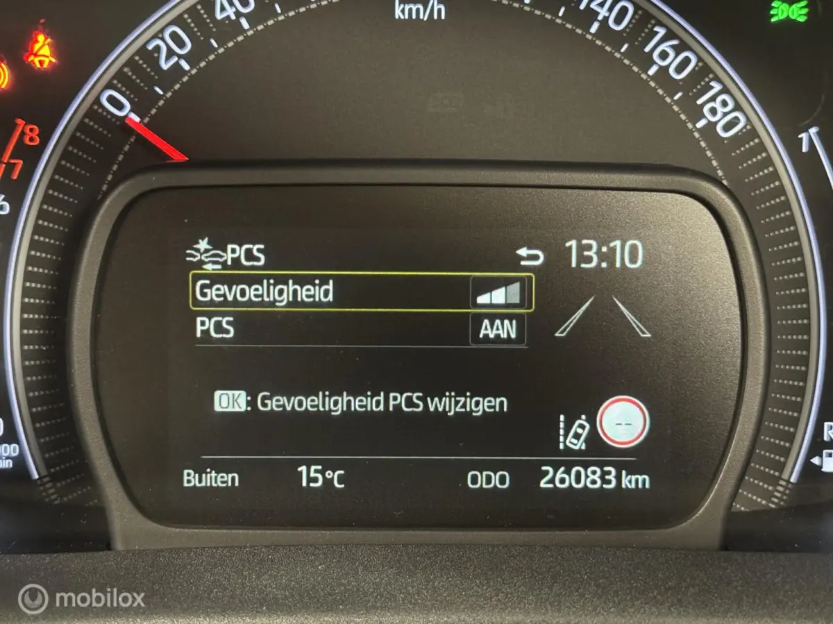 1.0 VVT-i MT Play Cabrio | Line Assist| Climate & Cruise Control | NAV.