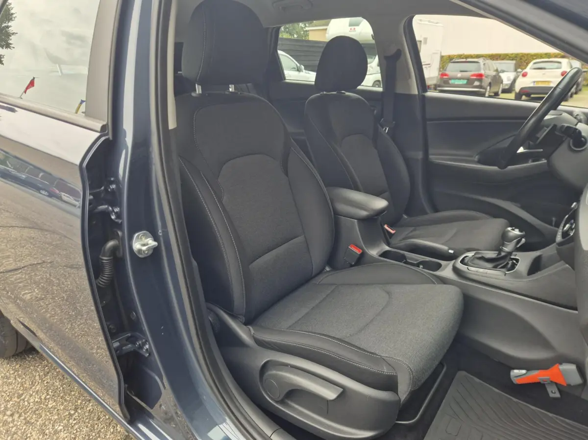 1.0 T-GDi MHEV Comfort Smart