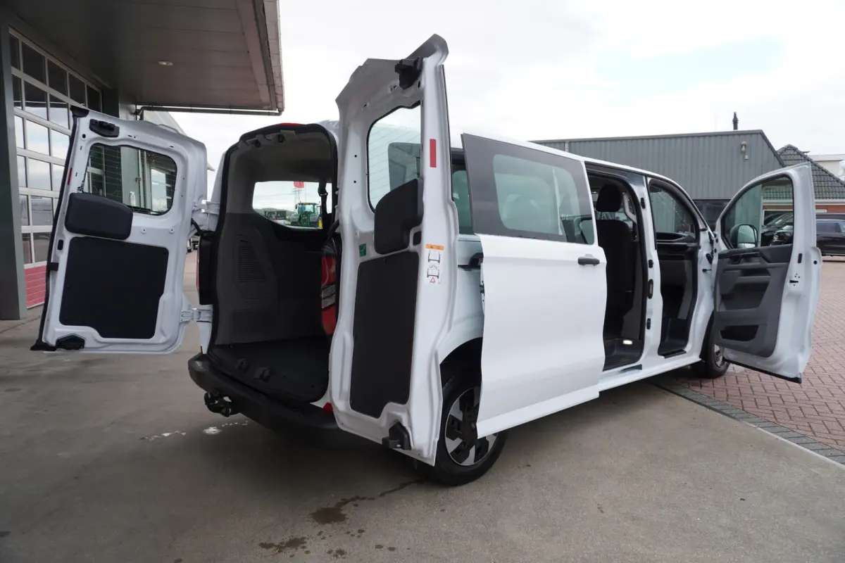 340L 2.5 PHEV 233PK L2H1 Trend 9 Persoons PHEV Automaat Nr. V185 | Hybride | Airco | Cruise | Apple CP-Android | Incl BPM