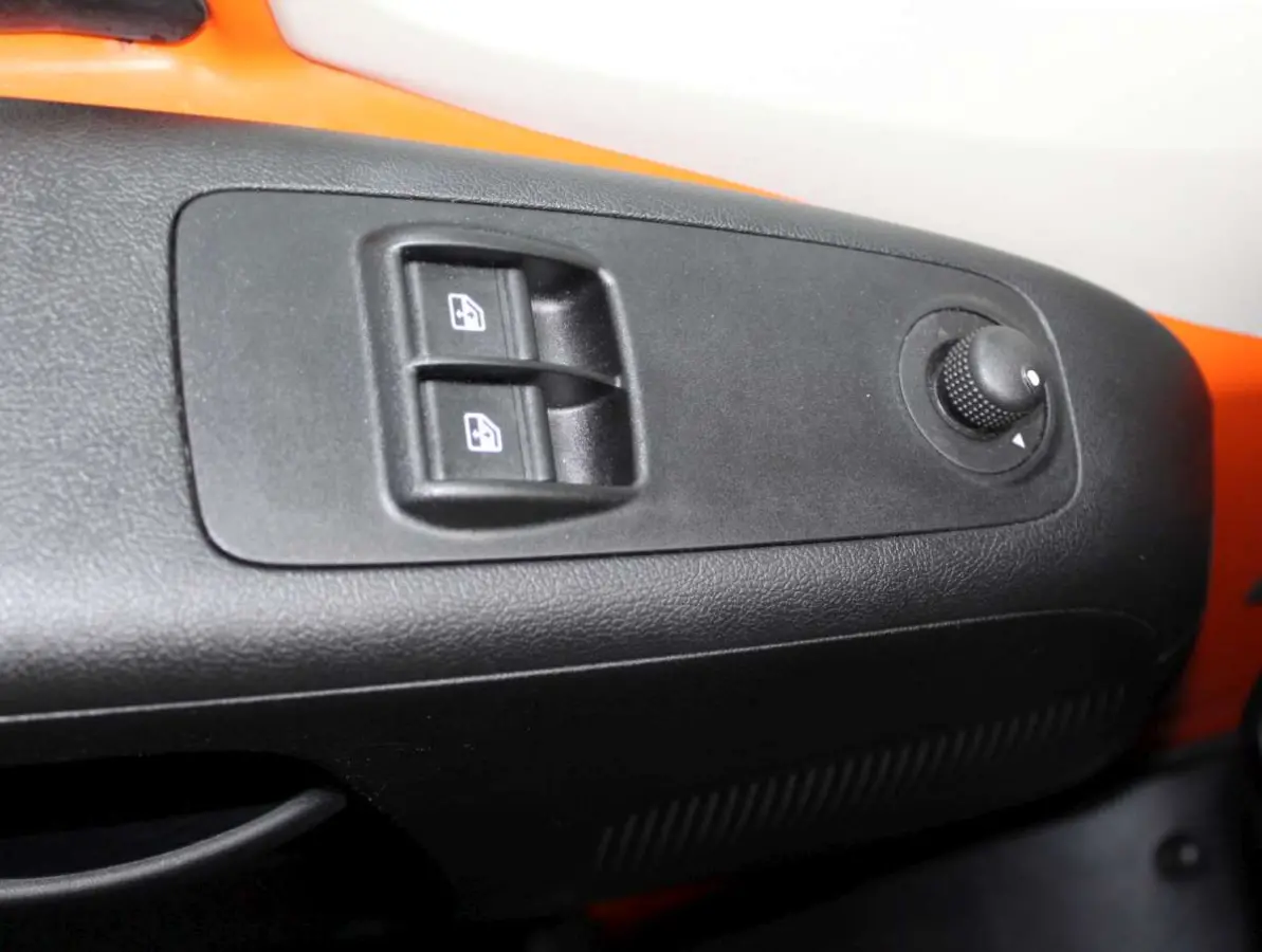 E-Ducato 3.5T 47 kWh Open Laadbak met Laadklep Elektrisch
