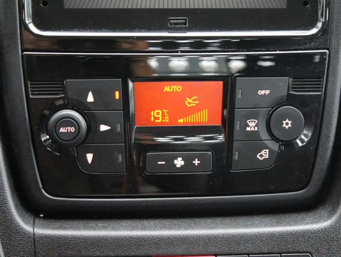E-Ducato 3.5T 47 kWh Open Laadbak met Laadklep Elektrisch