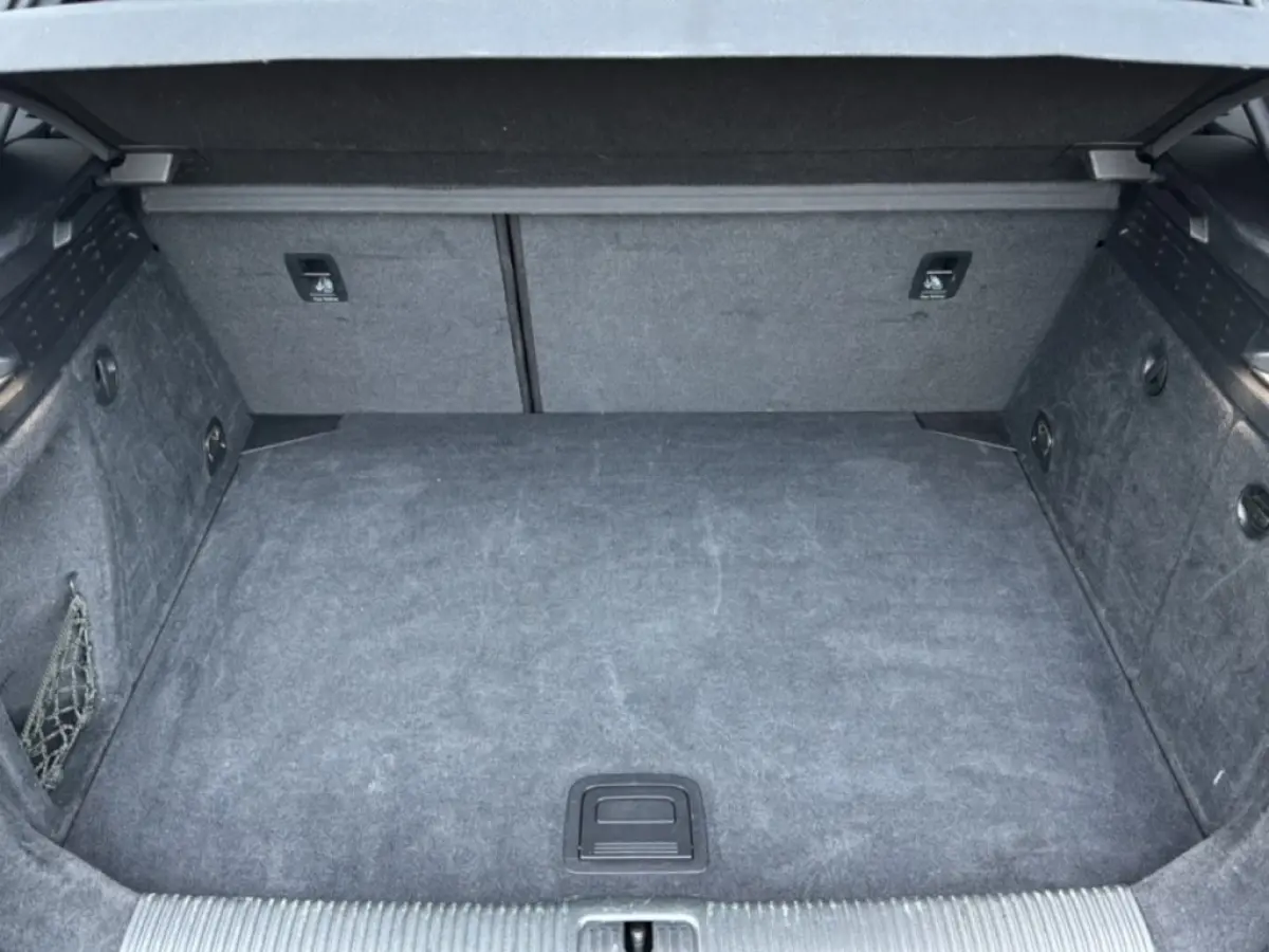 1.0 TFSI S-TRONIC S-LINE PANO-DAK/NAVI/CRUISE/PDC