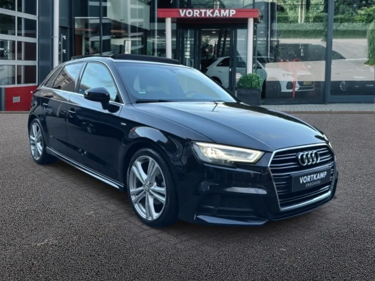 1.0 TFSI S-TRONIC S-LINE PANO-DAK/NAVI/CRUISE/PDC