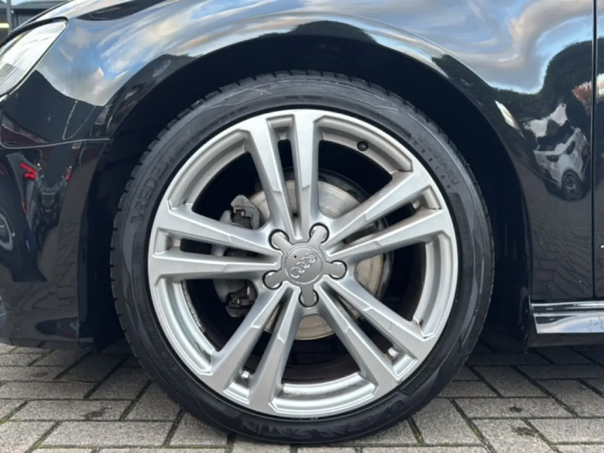 1.0 TFSI S-TRONIC S-LINE PANO-DAK/NAVI/CRUISE/PDC