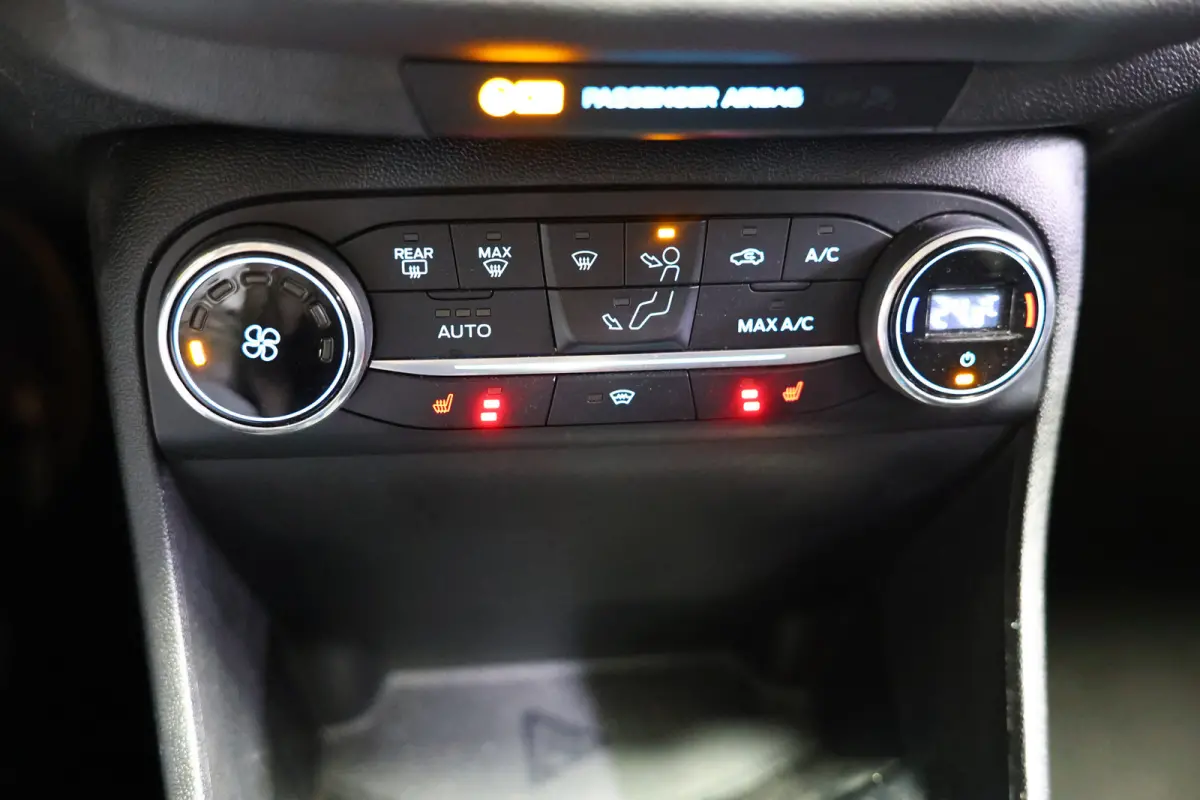 1.0 EcoBoost Active X NAVI CARPLAY CLIMA CRUISE STOELVW '18