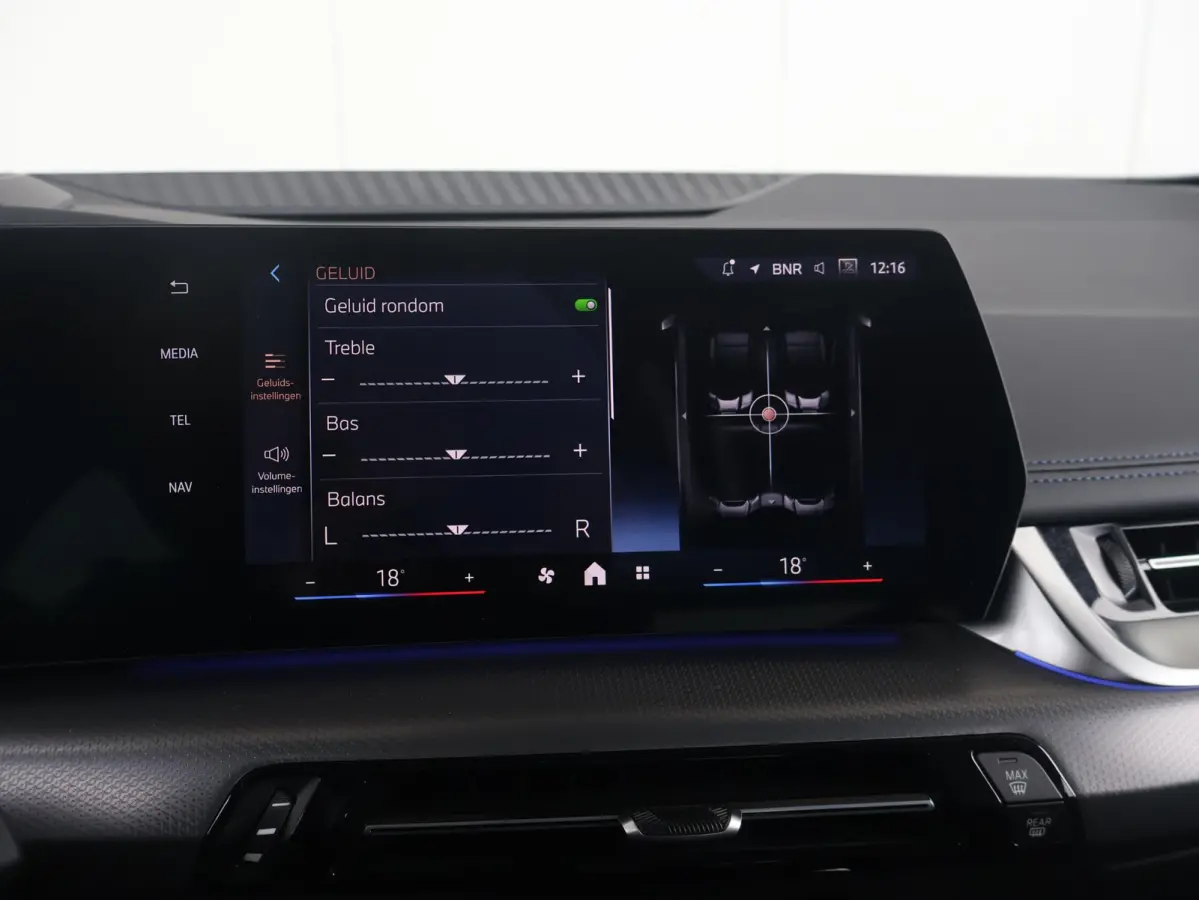 230e xDrive | SoH 97% | M-Sportpakket | Harman Kardon | Head Up Display | Driving Assistant Plus | Elektrisch Verstelbare Stoelen |