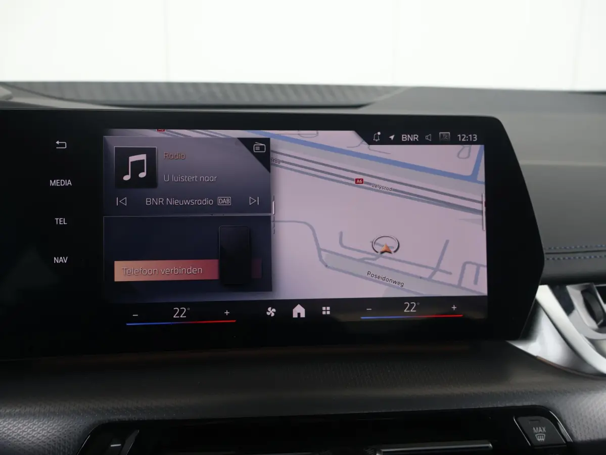 230e xDrive | SoH 97% | M-Sportpakket | Harman Kardon | Head Up Display | Driving Assistant Plus | Elektrisch Verstelbare Stoelen |