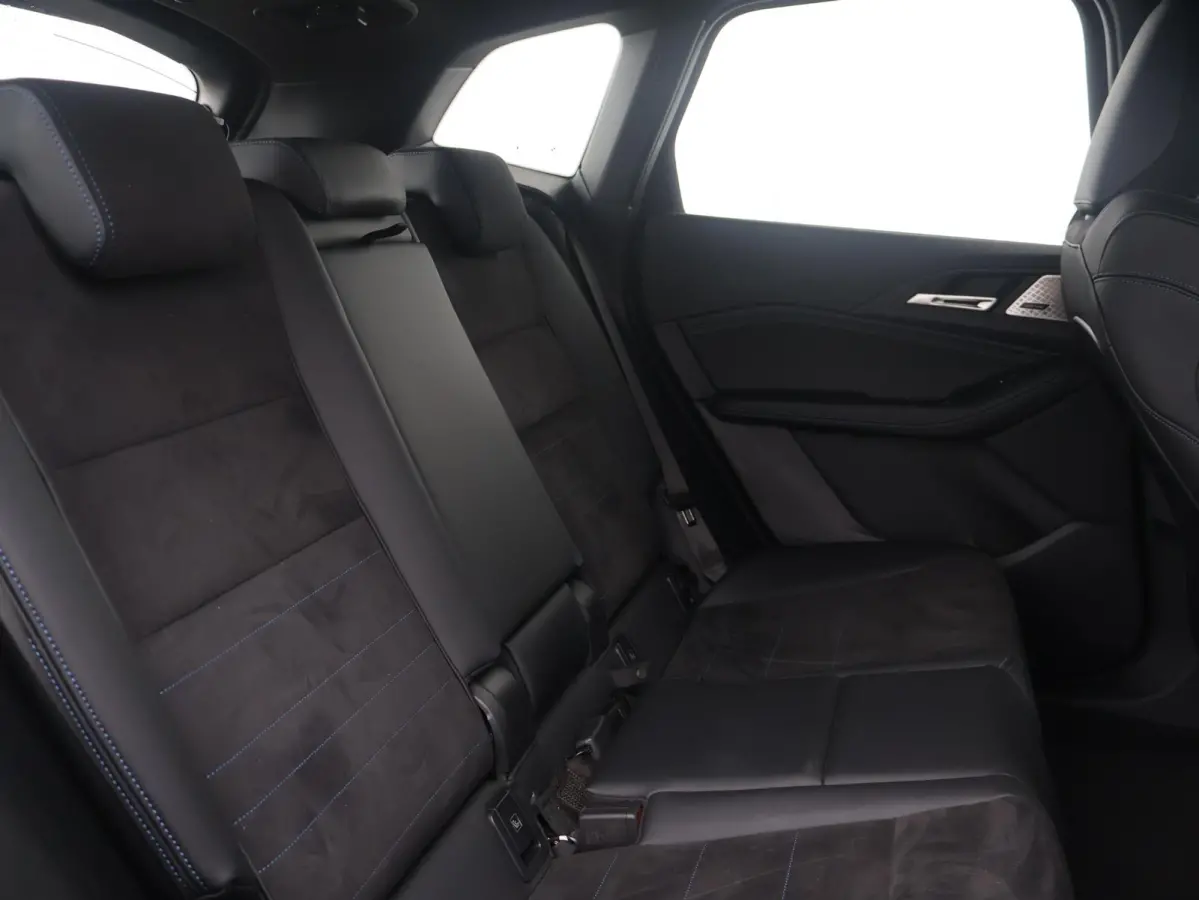 230e xDrive | SoH 97% | M-Sportpakket | Harman Kardon | Head Up Display | Driving Assistant Plus | Elektrisch Verstelbare Stoelen |