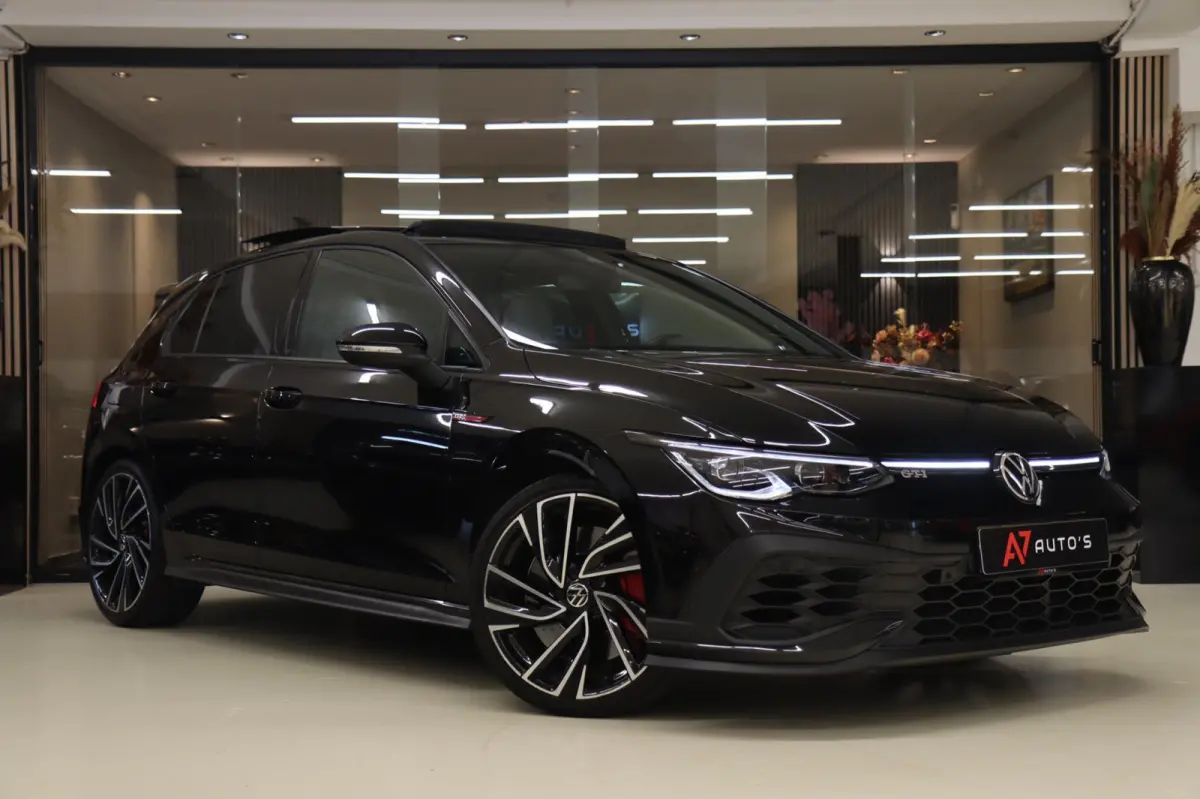 2.0 TSI GTI CLUBSPORT BLACKSTYLE /PANO/HK/SPECIAL/CAM/CARPLAY/IQ/VOLL