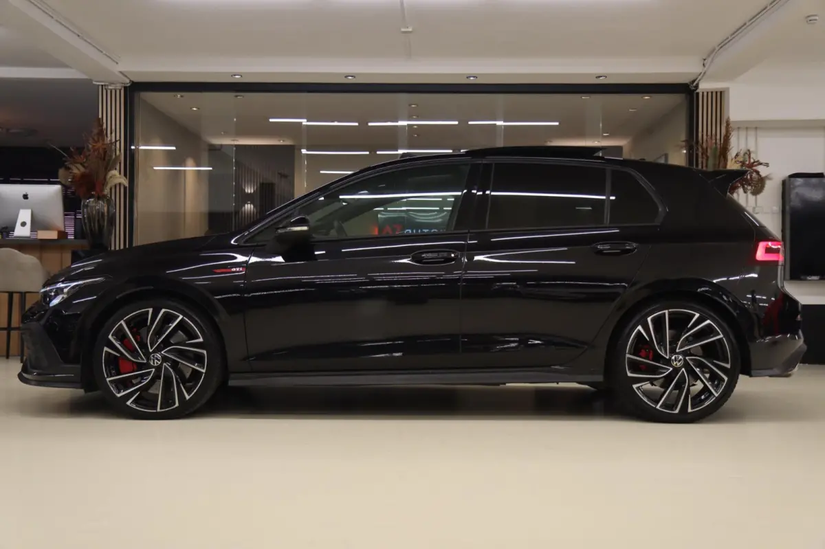 2.0 TSI GTI CLUBSPORT BLACKSTYLE /PANO/HK/SPECIAL/CAM/CARPLAY/IQ/VOLL