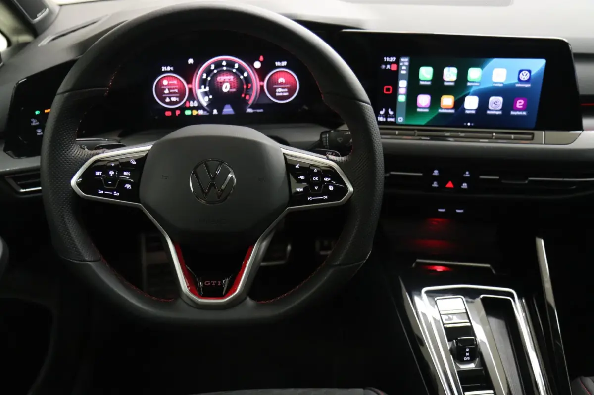 2.0 TSI GTI CLUBSPORT BLACKSTYLE /PANO/HK/SPECIAL/CAM/CARPLAY/IQ/VOLL