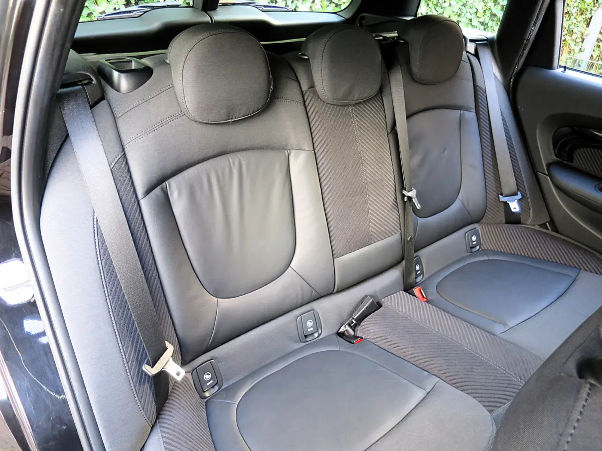 1.5 Cooper Chili Business Ed. F54 NL-auto, XL-navi, HK, LED, Park.ass en 19"