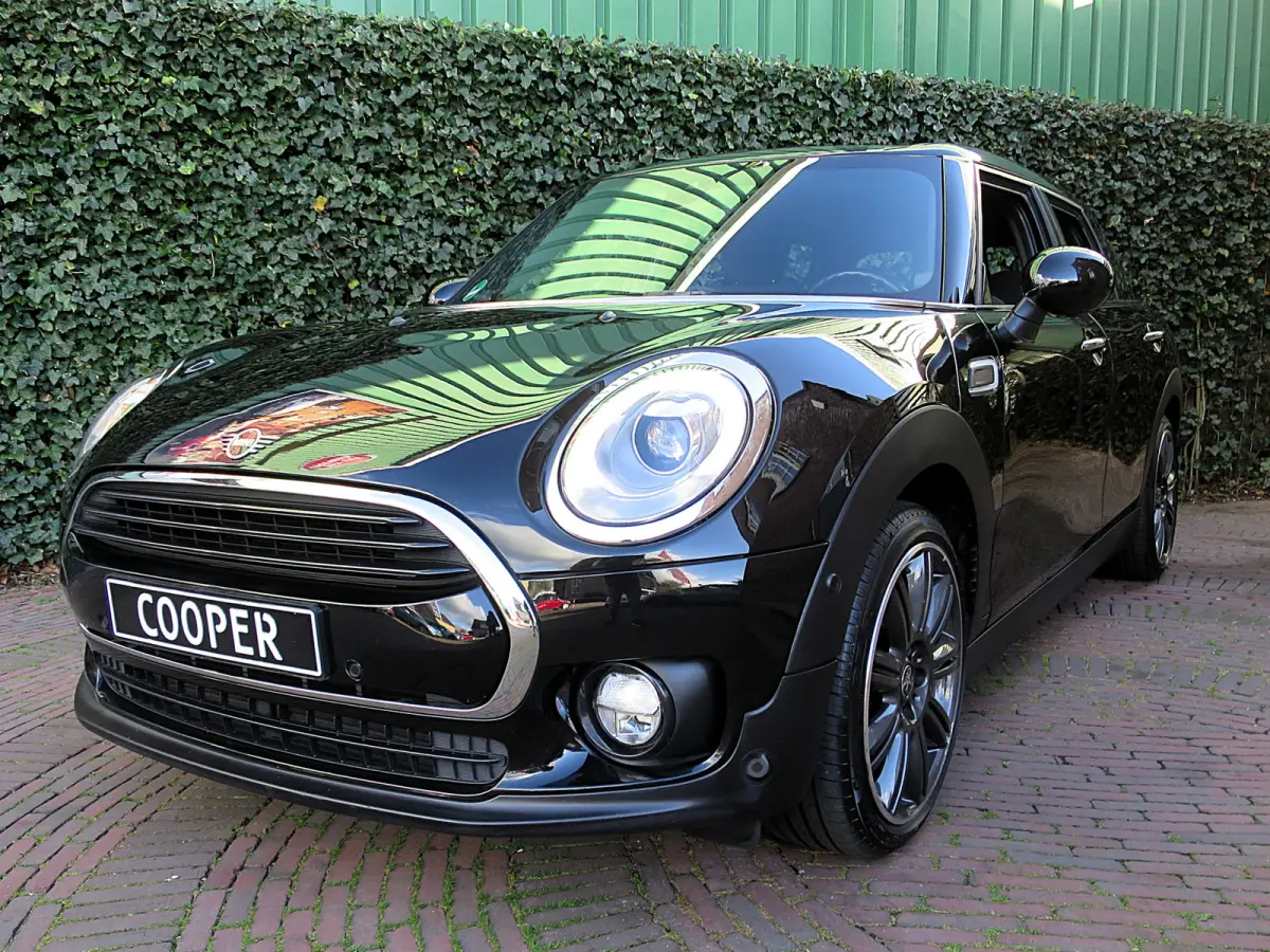 1.5 Cooper Chili Business Ed. F54 NL-auto, XL-navi, HK, LED, Park.ass en 19"