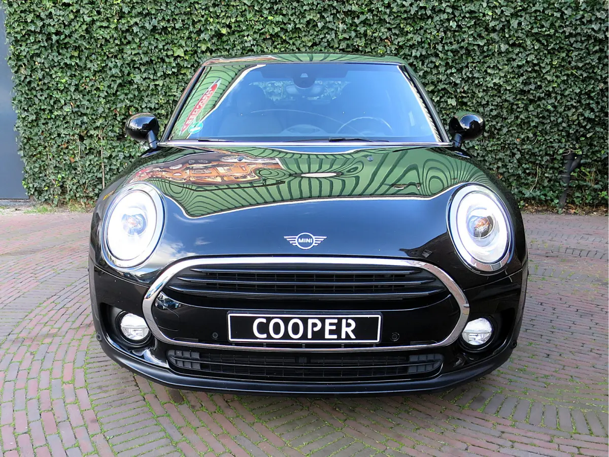 1.5 Cooper Chili Business Ed. F54 NL-auto, XL-navi, HK, LED, Park.ass en 19"
