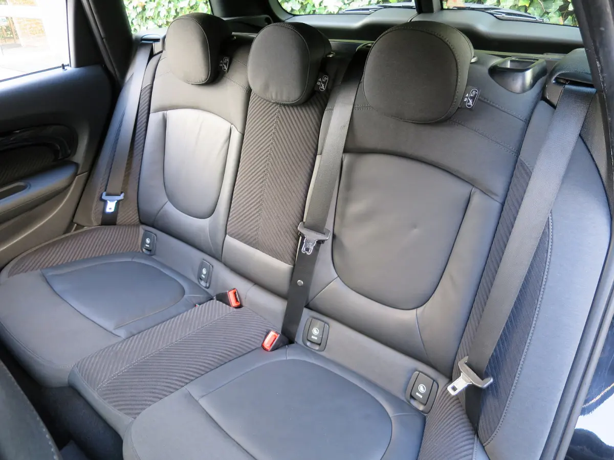 1.5 Cooper Chili Business Ed. F54 NL-auto, XL-navi, HK, LED, Park.ass en 19"