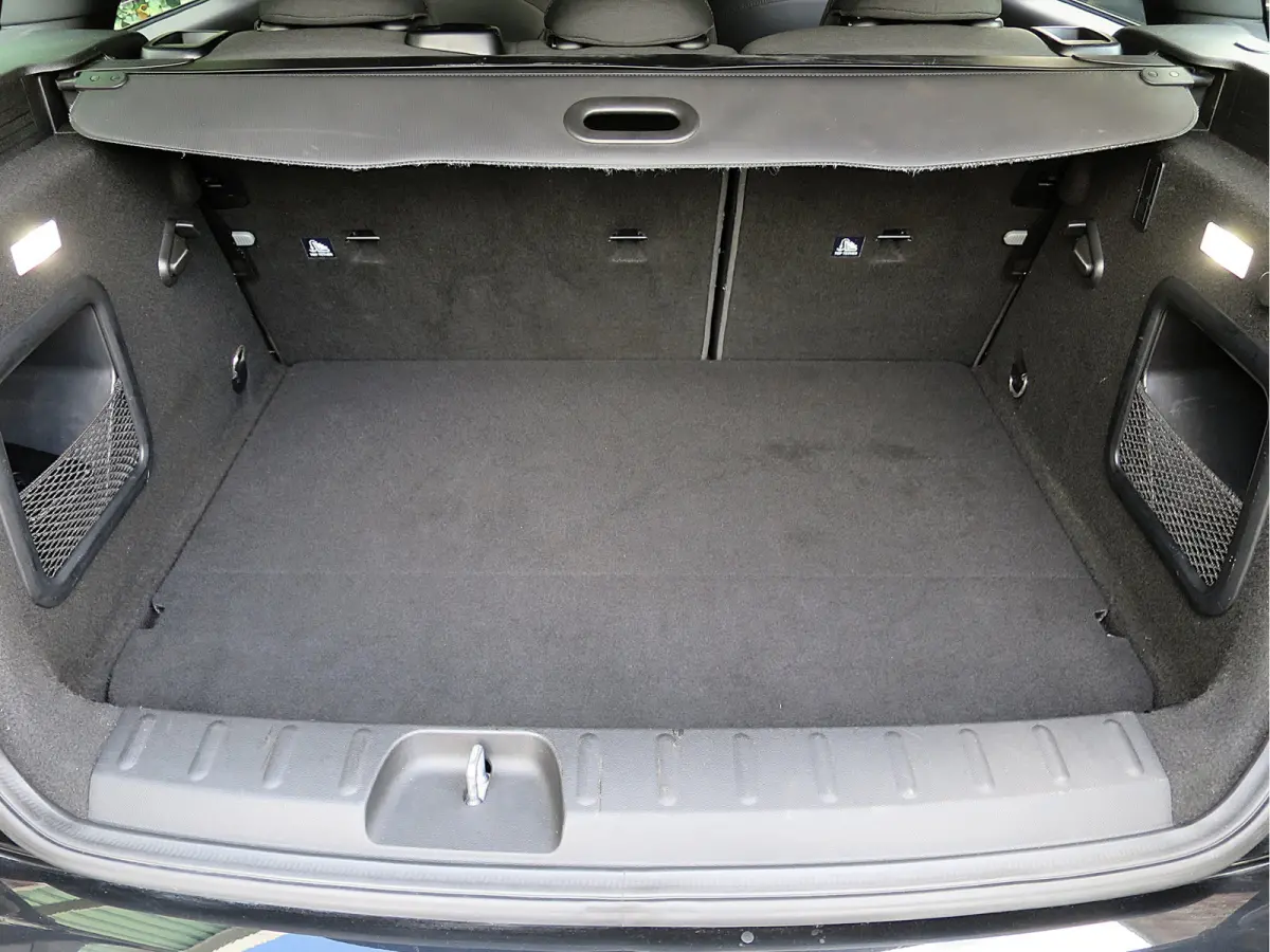 1.5 Cooper Chili Business Ed. F54 NL-auto, XL-navi, HK, LED, Park.ass en 19"