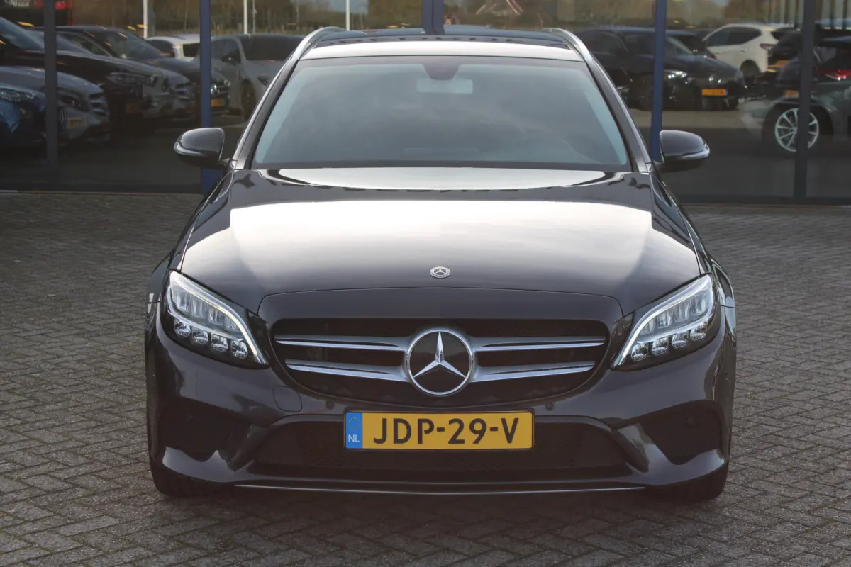 300e Advantage Pack DISTRONIC NAVI CAMERA 18''