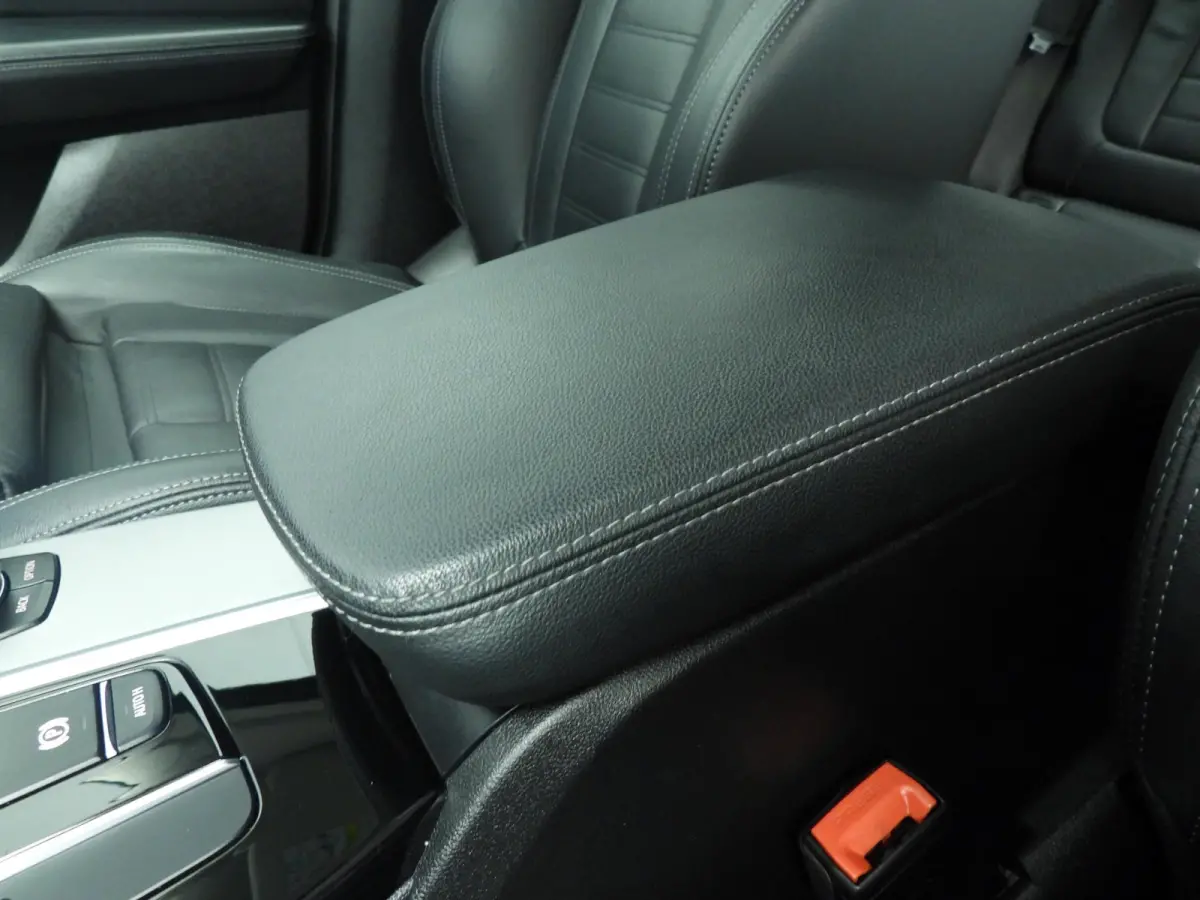 xDrive30i | LED | Leder | HUD | Trekhaak | Sportstoelen | Keyles go | Hifi speakers | Alu 19 inch