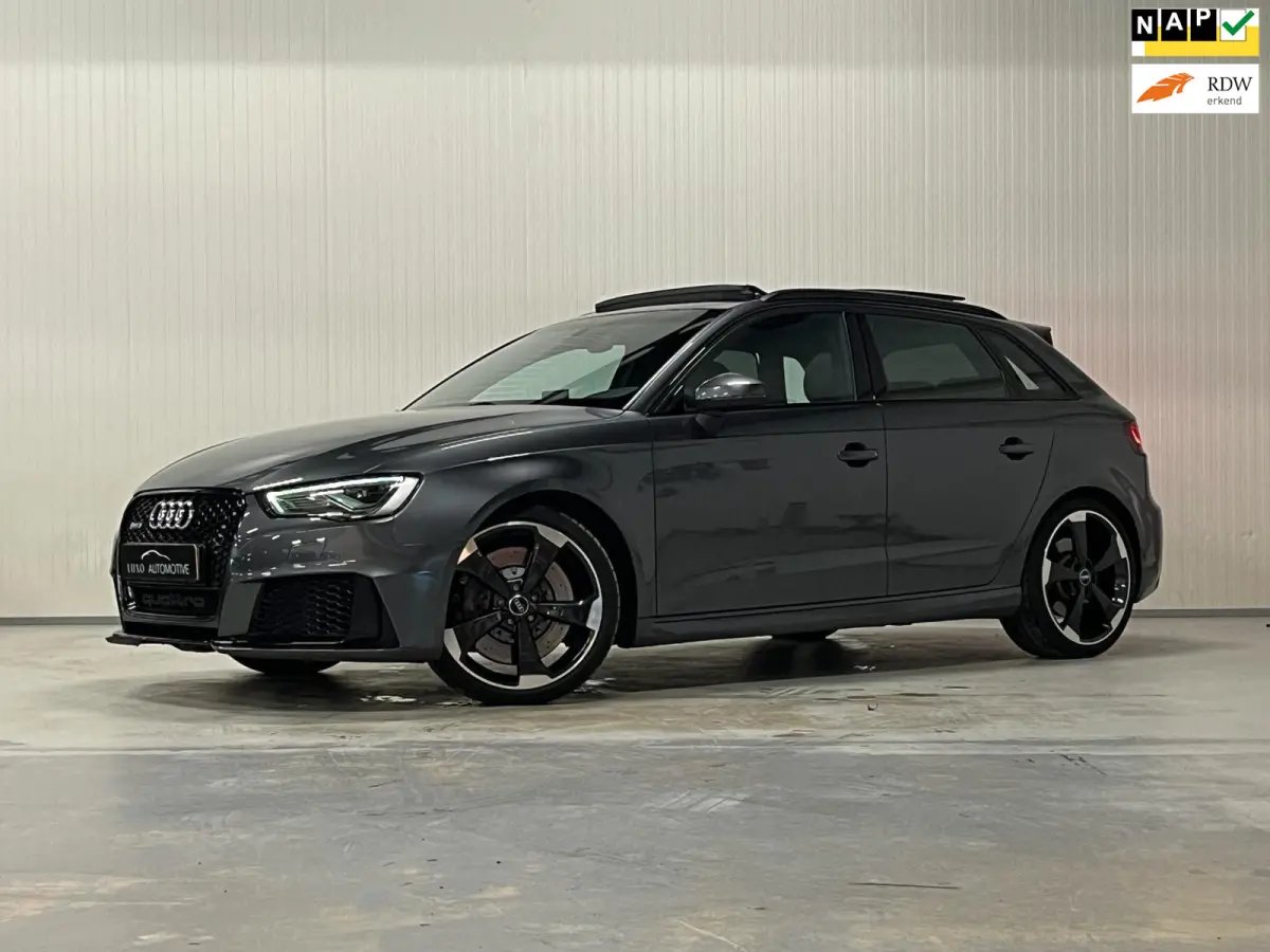 Audi RS3 Sportback 2015 Benzine Automatisch leasen