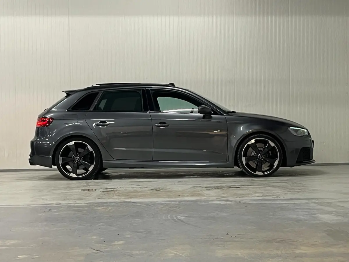 2.5 TFSI RS 3 quattro Pro Line Plus | PANO | LEDER | MATRIX LED
