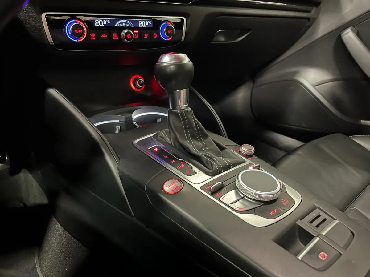 2.5 TFSI RS 3 quattro Pro Line Plus | PANO | LEDER | MATRIX LED