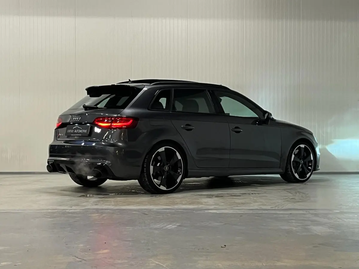 2.5 TFSI RS 3 quattro Pro Line Plus | PANO | LEDER | MATRIX LED