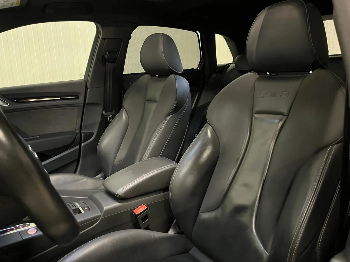 2.5 TFSI RS 3 quattro Pro Line Plus | PANO | LEDER | MATRIX LED