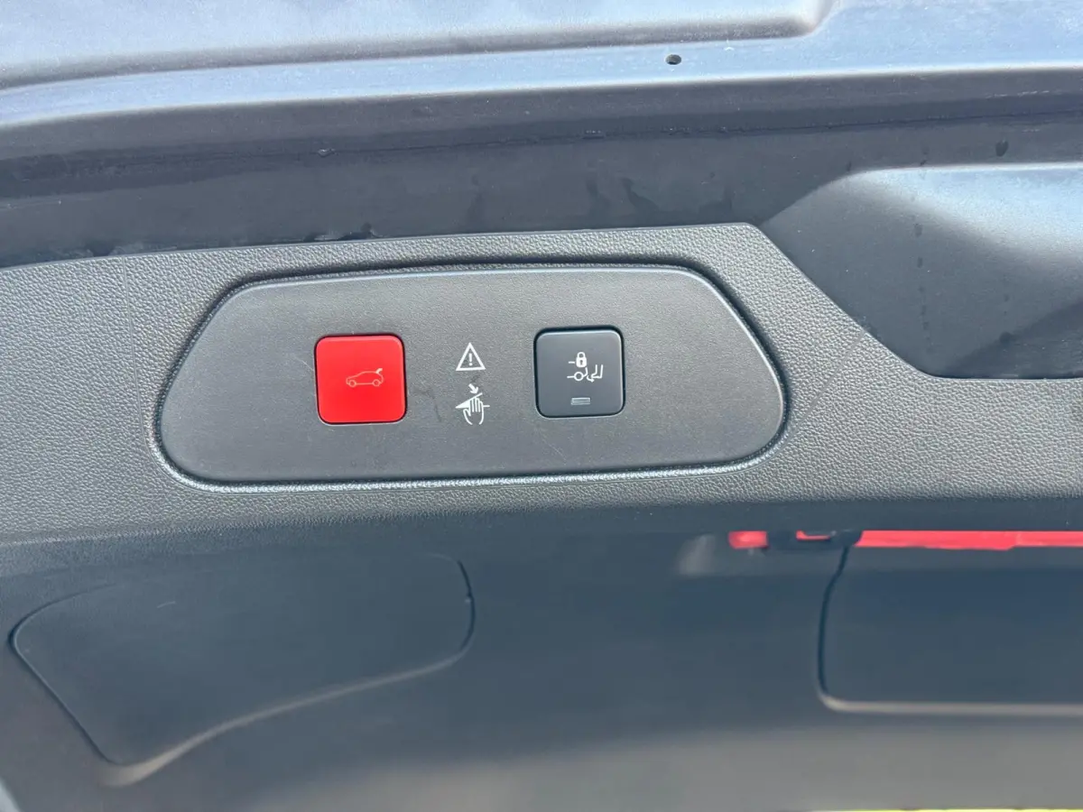 1.2 Turbo Ultimate | Keyless | Cruise | 360 Camera