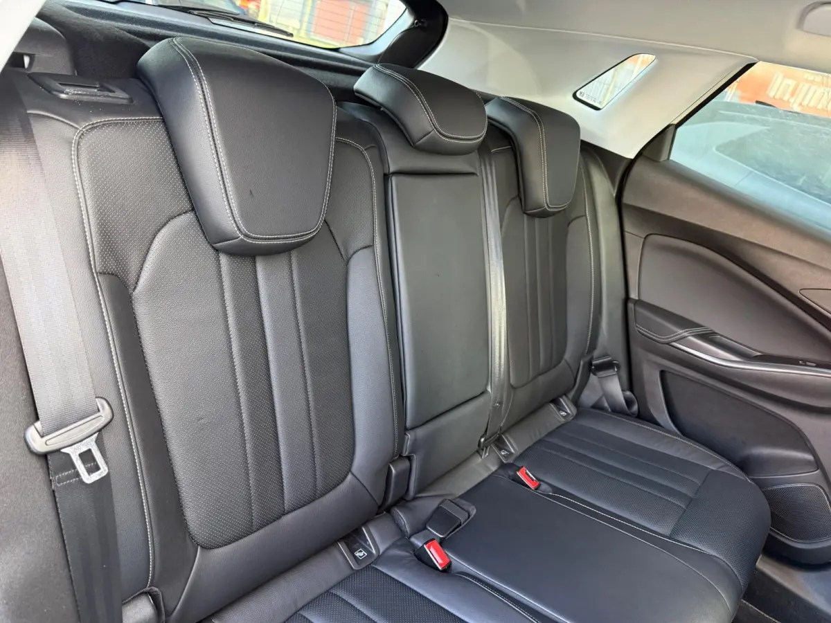 1.2 Turbo Ultimate | Keyless | Cruise | 360 Camera