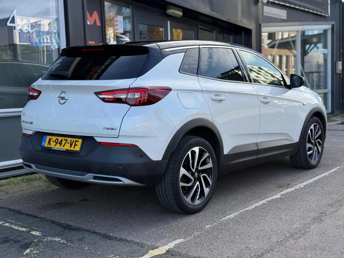 1.2 Turbo Ultimate | Keyless | Cruise | 360 Camera