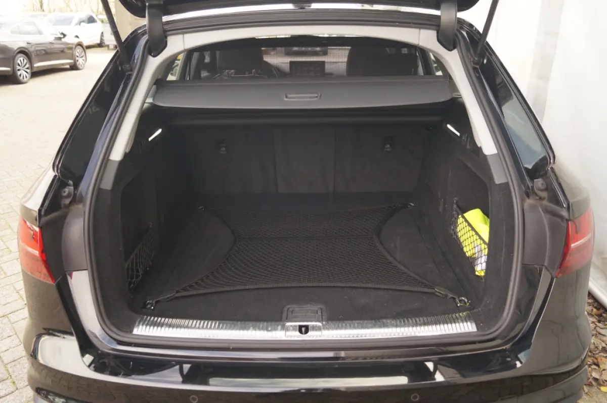 35 TFSI 150pk Edition Business -LEER-NAVI-ECC-