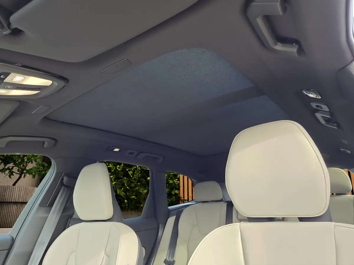2.0 T6 AWD Recharge Ultra Bright | Luchtvering | 21" Velgen | Panoramadak | 360 Camera | Memory | Head-up
