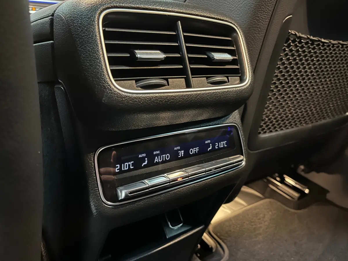 350 e 4MATIC AMG Premium Plus | Burmester | Luchtvering | Memory | Panoramadak | Stoel Koeling |