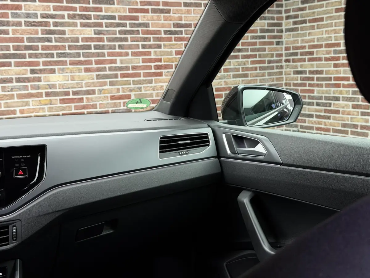 1.0 TSI R-Line IQ VIRTUAL LED KEYLESS CAMERA DSG