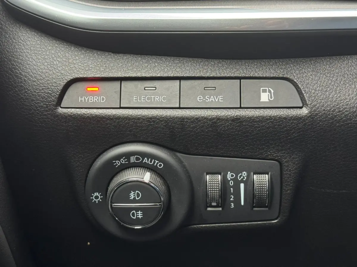 4xe 240 Plug-in Hybrid New Upland |Keyless |Camera |Stoel/Stuurverw. |ACC