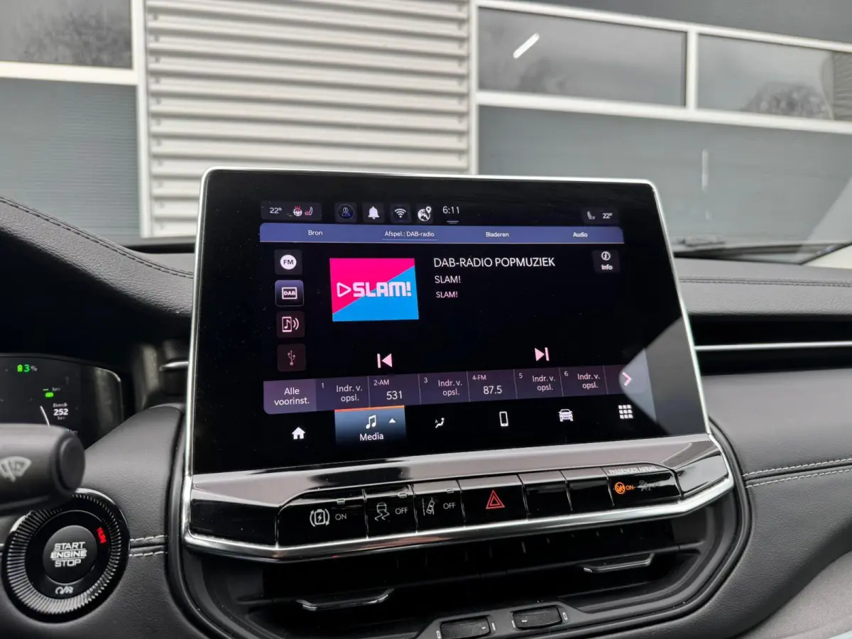 4xe 240 Plug-in Hybrid New Upland |Keyless |Camera |Stoel/Stuurverw. |ACC