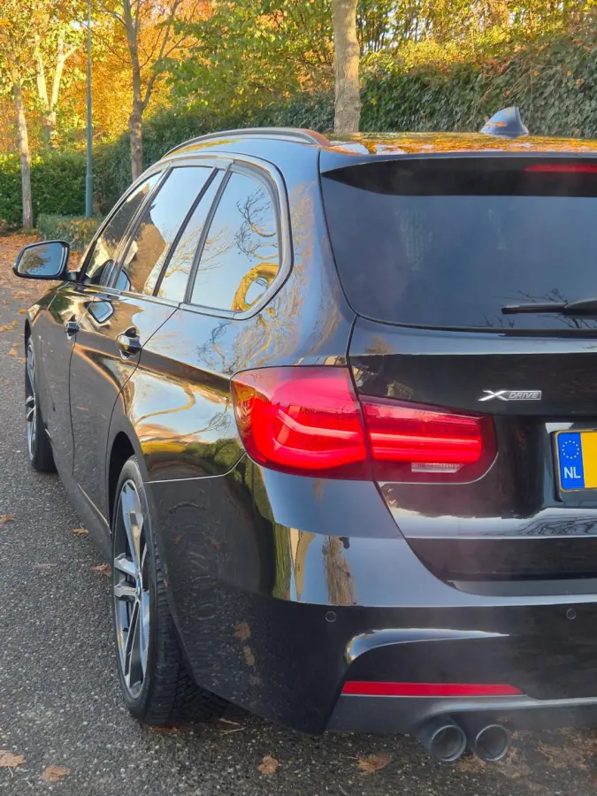 F31 320i M Sport X-drive Trekhaak Apple CarPlay dig.dash 19inch 320i xDrive M Sport Edition