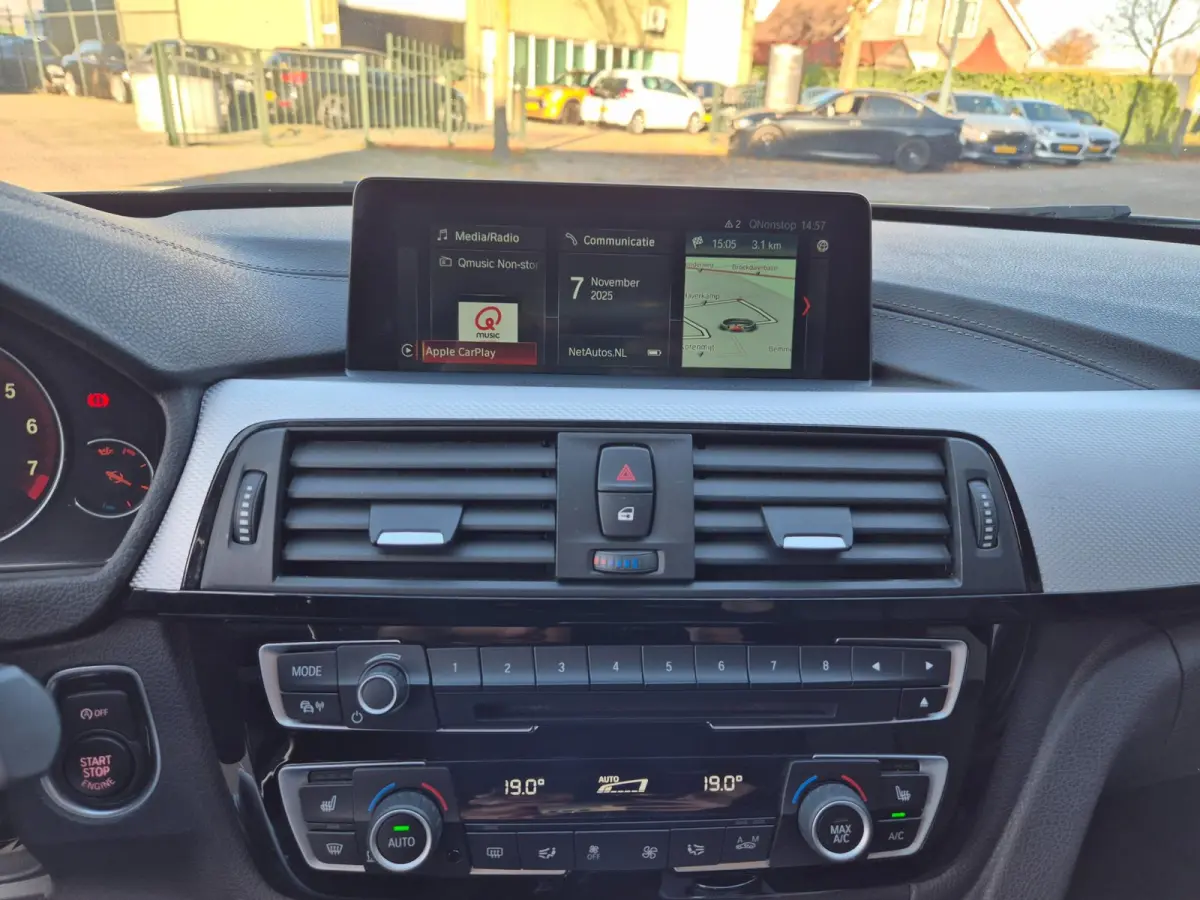 F31 320i M Sport X-drive Trekhaak Apple CarPlay dig.dash 19inch 320i xDrive M Sport Edition